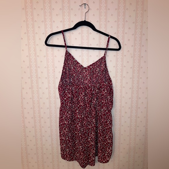 Floral romper from Shein! Size large - Picture 3 of 4